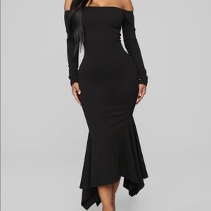Simply Gorgeous Off Shoulder Midi Dress